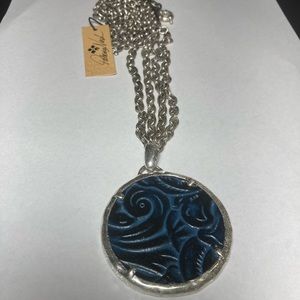 NWT Patricia Nash Coretta 
Navy